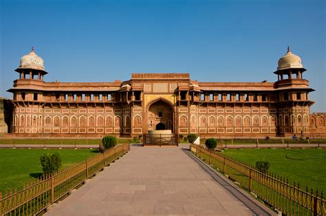  Agra Fort - En mäktig fästning som vittnar om Indiens förflutna!