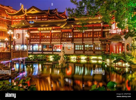 Yu Gardens, en oas av lugn mitt i Shanghais pulserande hjärta!